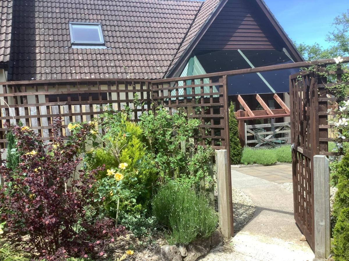 The Forge Villa Winscombe Exterior photo